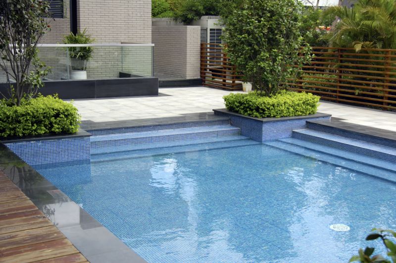 Pool Design and Customization
